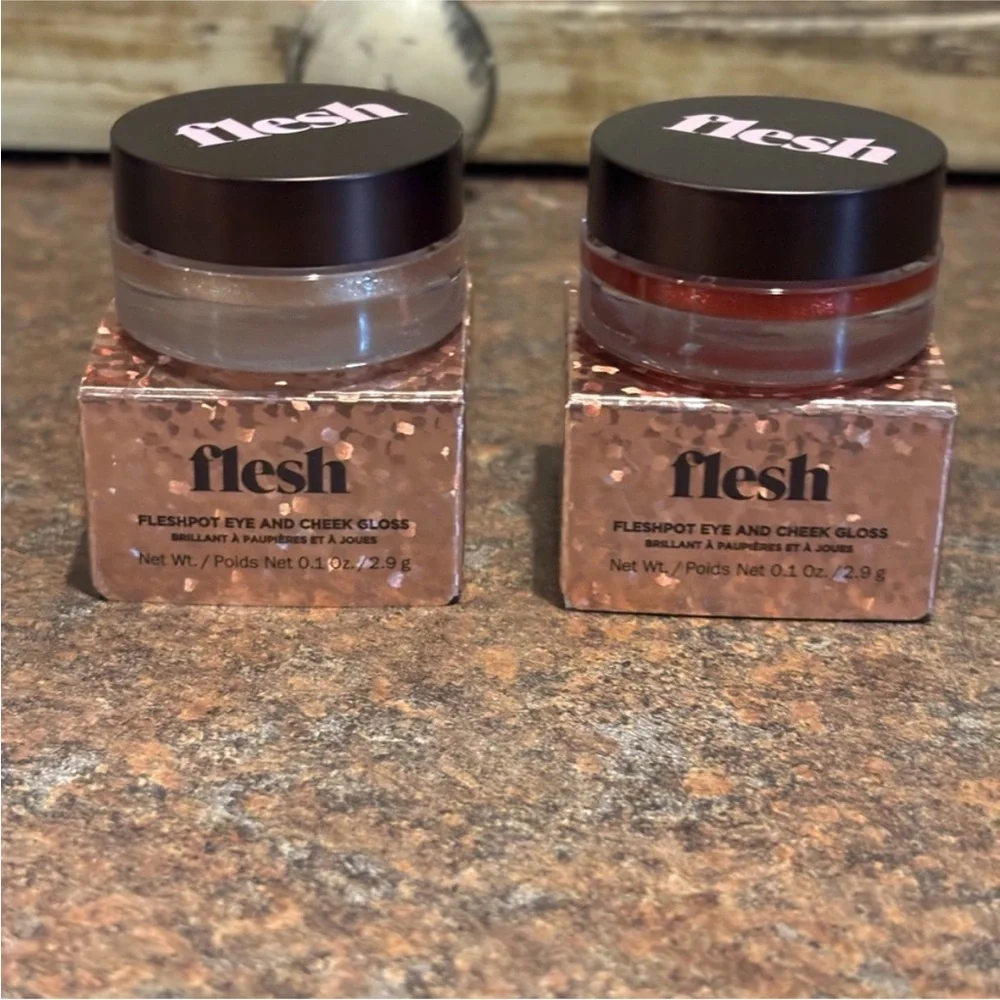 Flesh Fleshy Pink Eye and Cheek Gloss